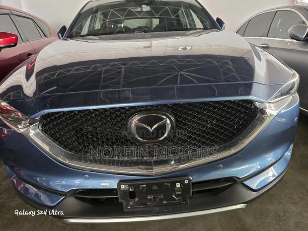 Mazda CX-5 2018 Blue