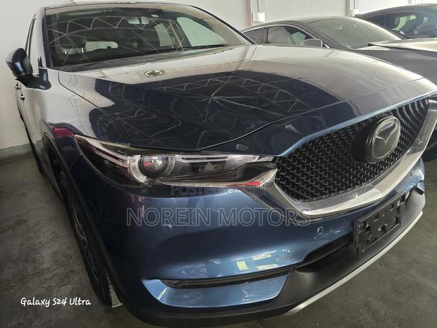 Mazda CX-5 2018 Blue