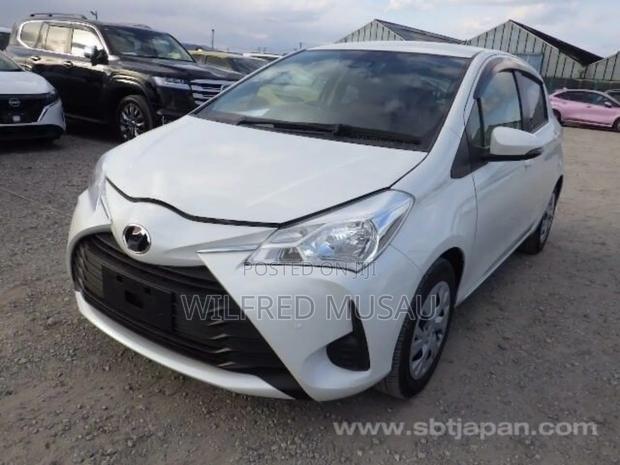 Toyota Vitz 1.3 AWD 5dr 2018 White