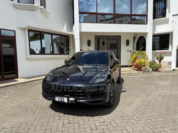 Porsche Cayenne 2019 Black