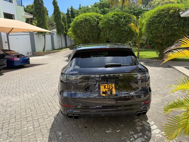 Porsche Cayenne 2019 Black