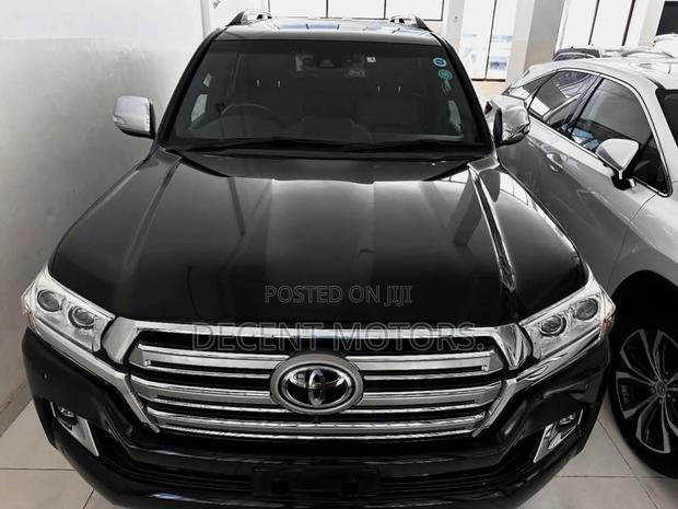 Toyota Land Cruiser 2017 Black