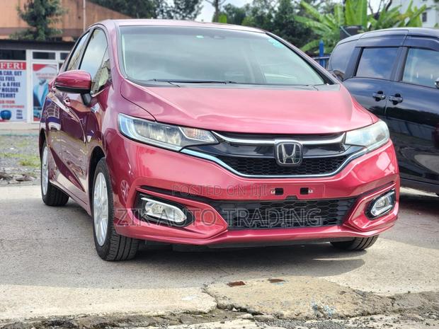 Honda Fit 2018 Red