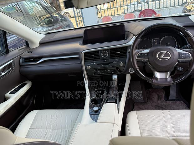 Lexus RX 300 2WD 2018 White