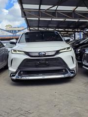 Toyota Harrier 2.0 2021 White for sale