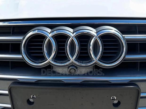 Audi A5 2.0T Premium AWD quattro Sportback 2019 White