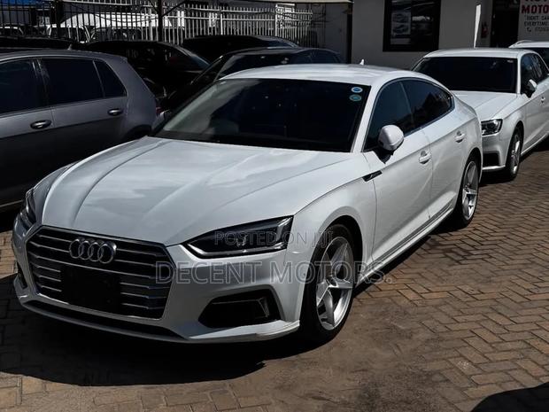 Audi A5 2.0T Premium AWD quattro Sportback 2019 White