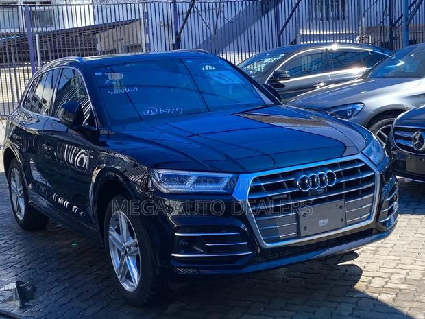 Audi Q5 2018 Black