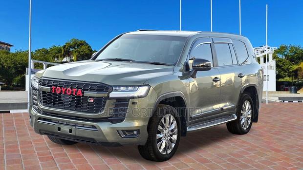 Toyota Land Cruiser 4.5 V8 VXR 2018 Green