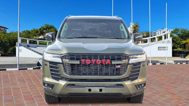 Toyota Land Cruiser 4.5 V8 VXR 2018 Green