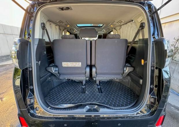 Toyota Vellfire 2018 Black