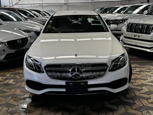 Mercedes-Benz E220 2018 White