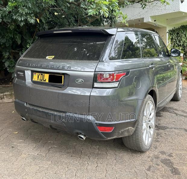 Land Rover Range Rover Sport HSE 4x4 (3.0L 6cyl 8A) 2014 Gray