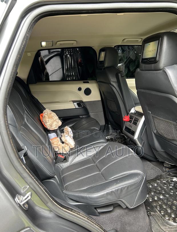 Land Rover Range Rover Sport HSE 4x4 (3.0L 6cyl 8A) 2014 Gray
