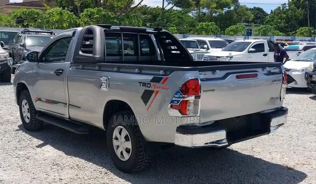 Toyota Hilux Revo Single Cab Deisel 2.4 RWD 2018 Silver
