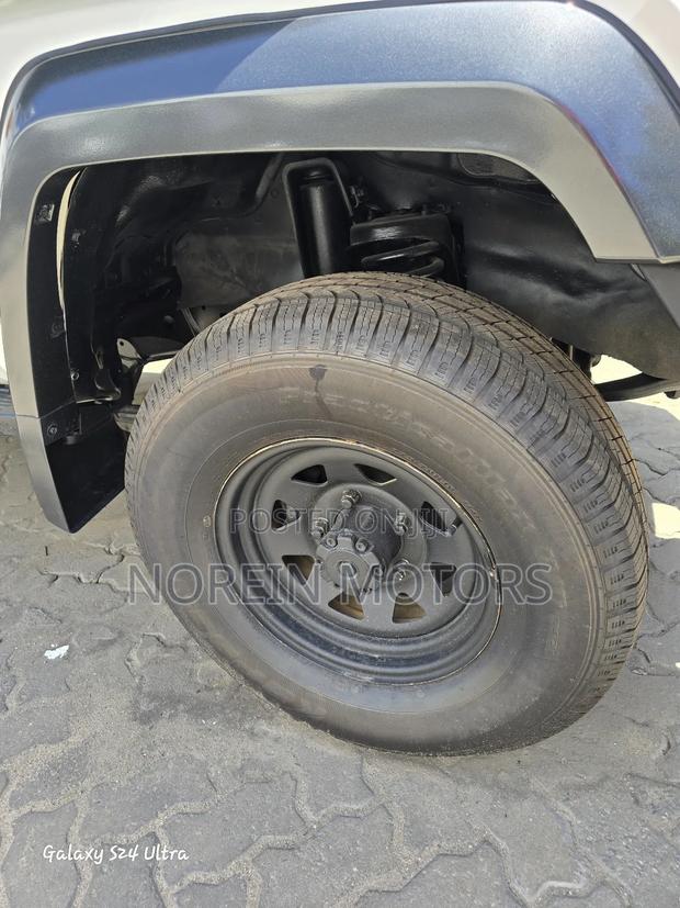 Toyota Land Cruiser 2018 Pearl
