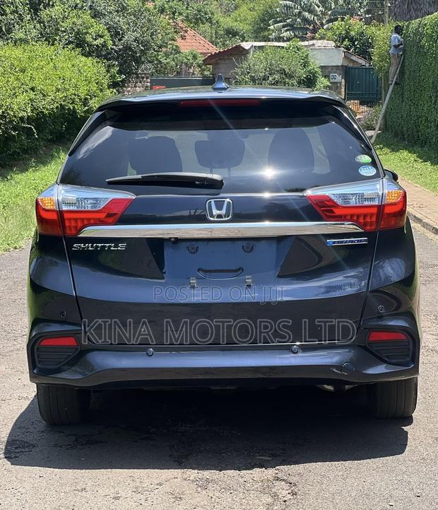 Honda Shuttle 1.5 Hybrid 2WD 2018 Blue