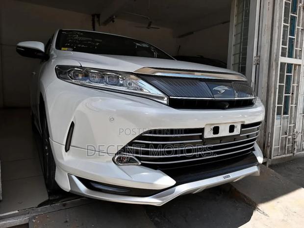 Toyota Harrier 2018 White