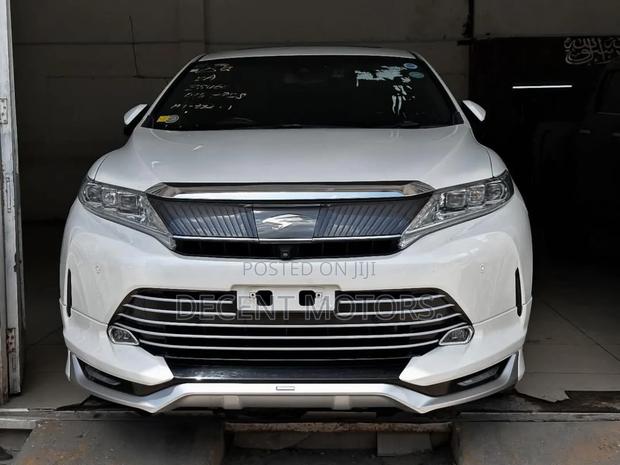 Toyota Harrier 2018 White