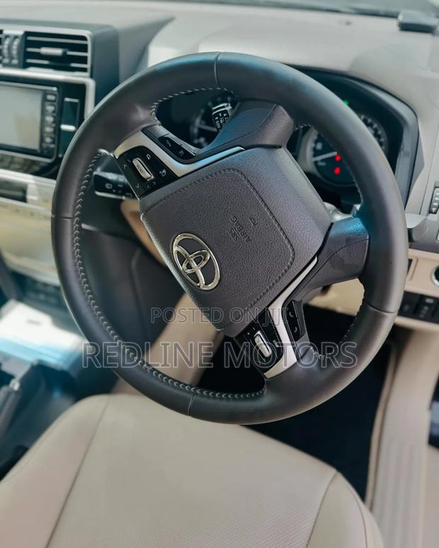 Toyota Land Cruiser Prado 2019 Matt Black