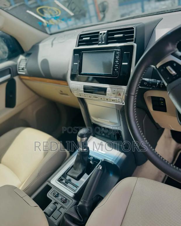 Toyota Land Cruiser Prado 2019 Matt Black