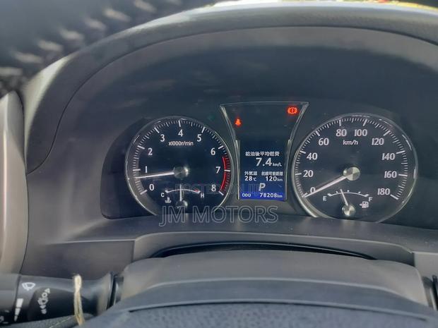 Toyota Crown 2015 Black