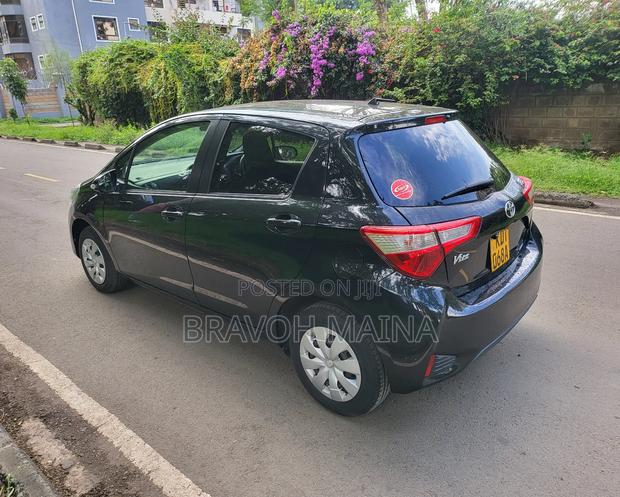 Toyota Vitz 1.3 FWD 5dr 2017 Black