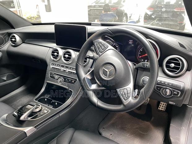 Mercedes-Benz C200 2018 Gray