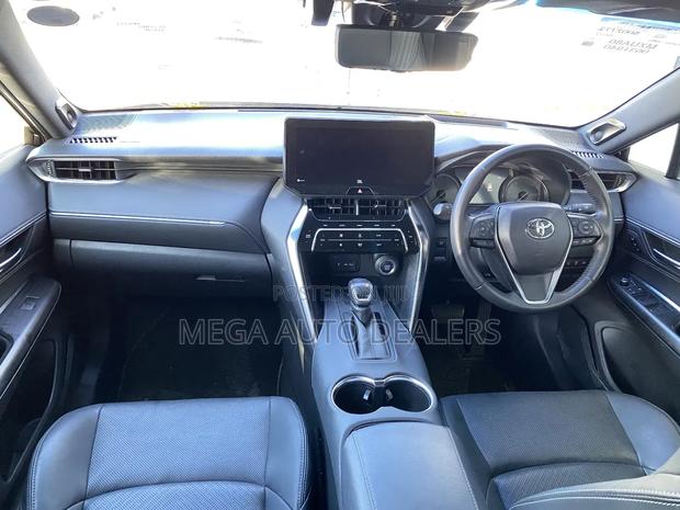 Toyota Harrier 2021 Black