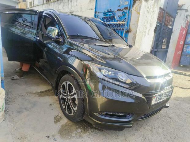 Honda Vezel 2016 Green