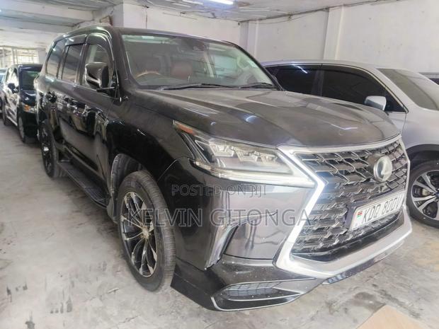 Lexus LX 2016 Black