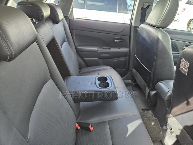 Mitsubishi RVR 2018 White