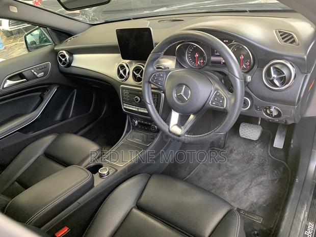 Mercedes-Benz GLA 250 2018 Black