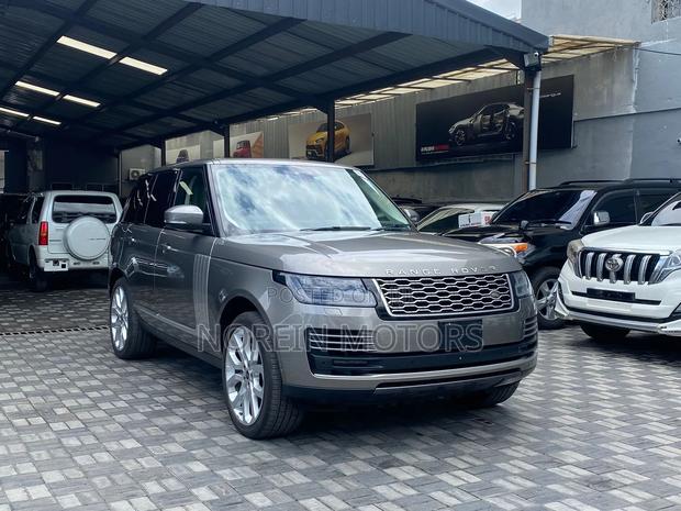 Land Rover Range Rover Vogue 2019 Gold
