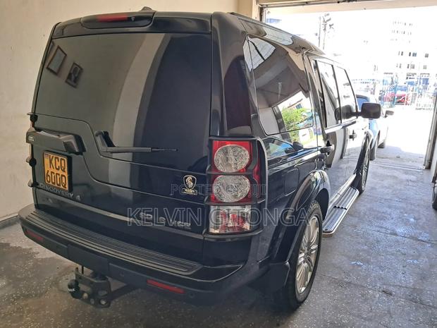 Land Rover Discovery 2012 Black