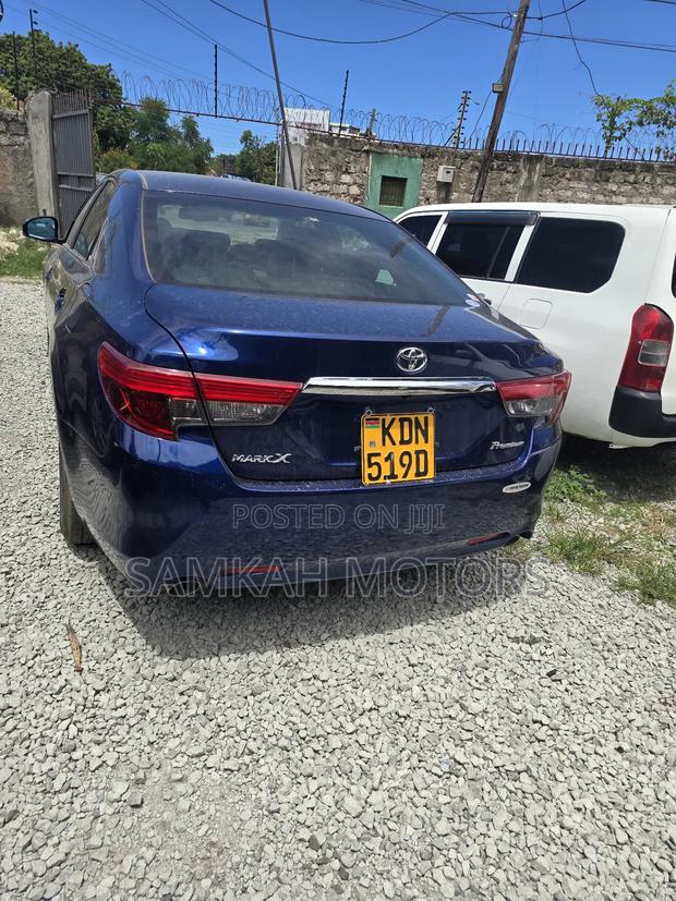 Toyota Mark X 2017 Blue