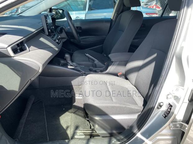 Toyota Corolla 2019 Silver