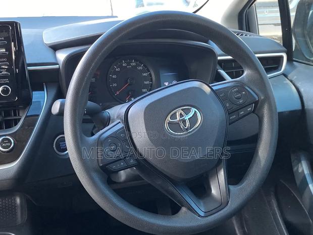 Toyota Corolla 2019 Silver