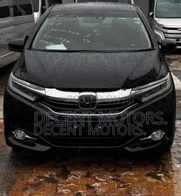 Honda Fit Shuttle 1.5 G 2WD 2018 Black