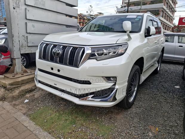 Toyota Land Cruiser Prado 2.8 2020 White