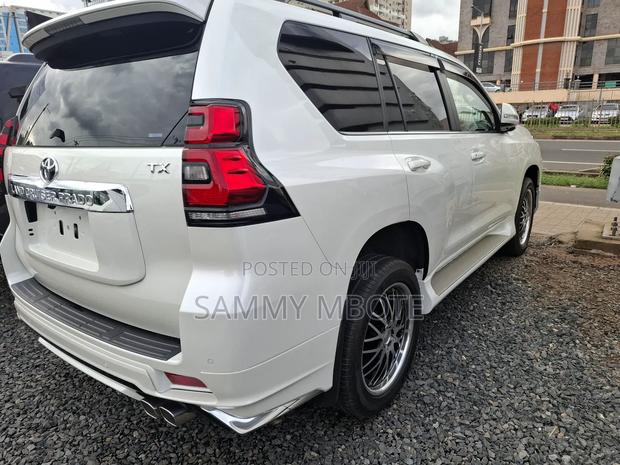 Toyota Land Cruiser Prado 2.8 2020 White