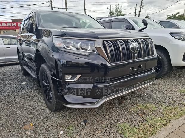 Toyota Land Cruiser Prado 2.8 2021 Black