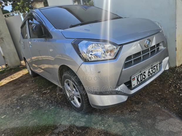 Daihatsu Mira 2018 Silver