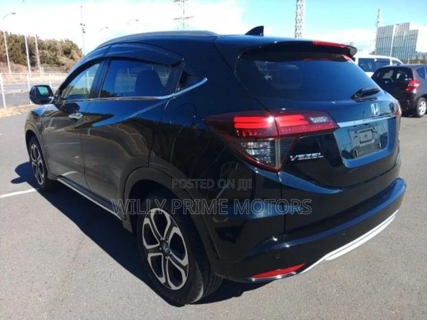 Honda Vezel 1.5 Hybrid 2WD 2019 Black