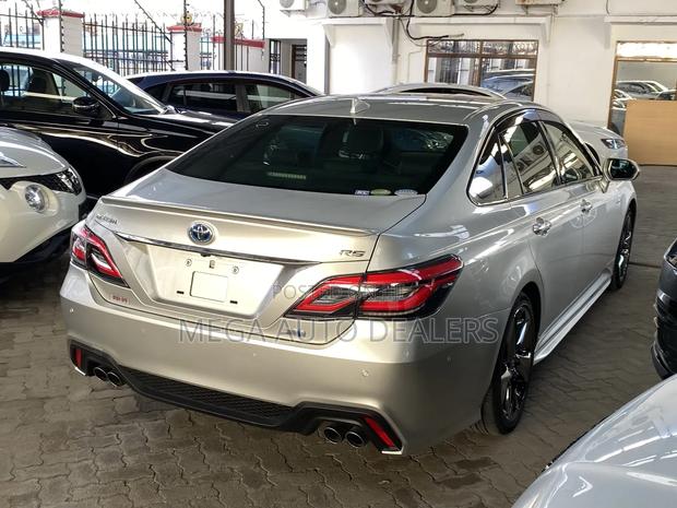 Toyota Crown 2019 Brown