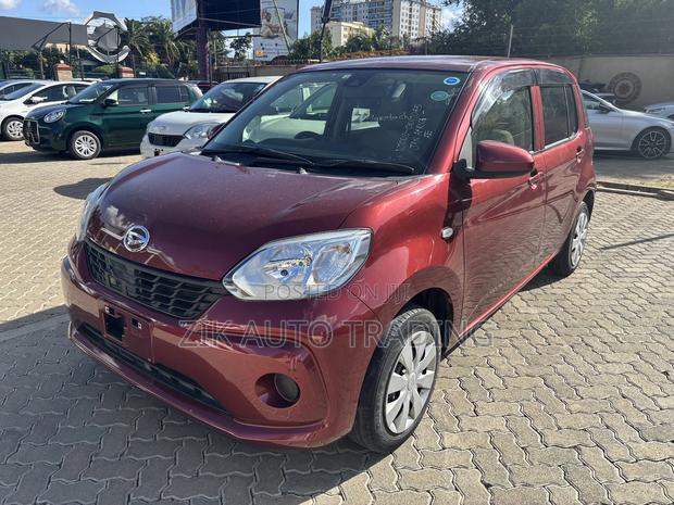 Daihatsu Boon 2019 Red