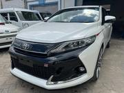 Toyota Harrier 2018 White for sale
