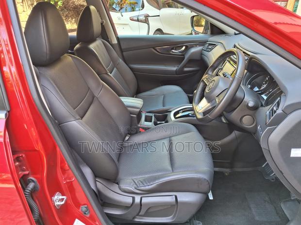 Nissan X-Trail 2.0 Petrol AWD 2018 Red