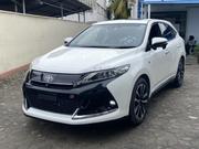 Toyota Harrier 2018 Pearl for sale