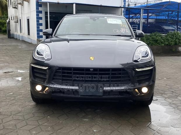 Porsche Macan 2018 Gray